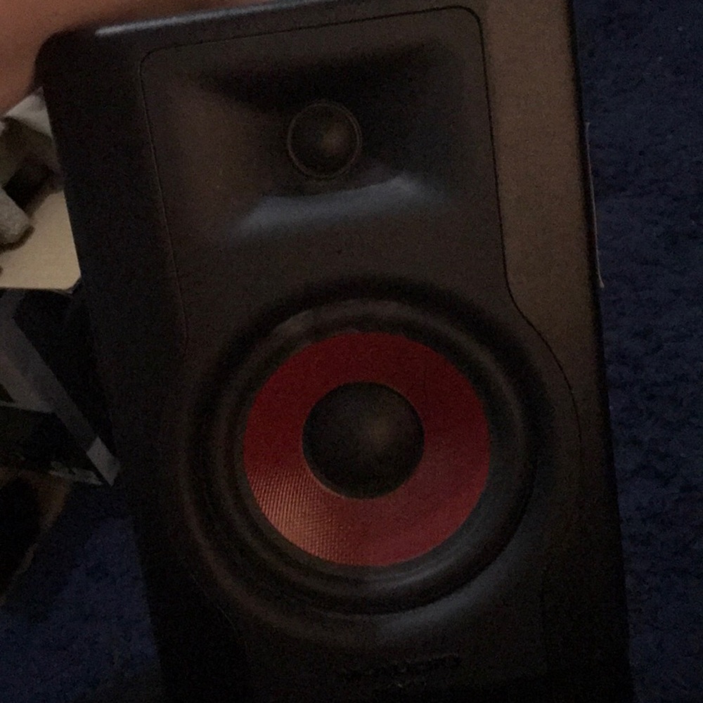 Bx5 m audio studio monitor speakers